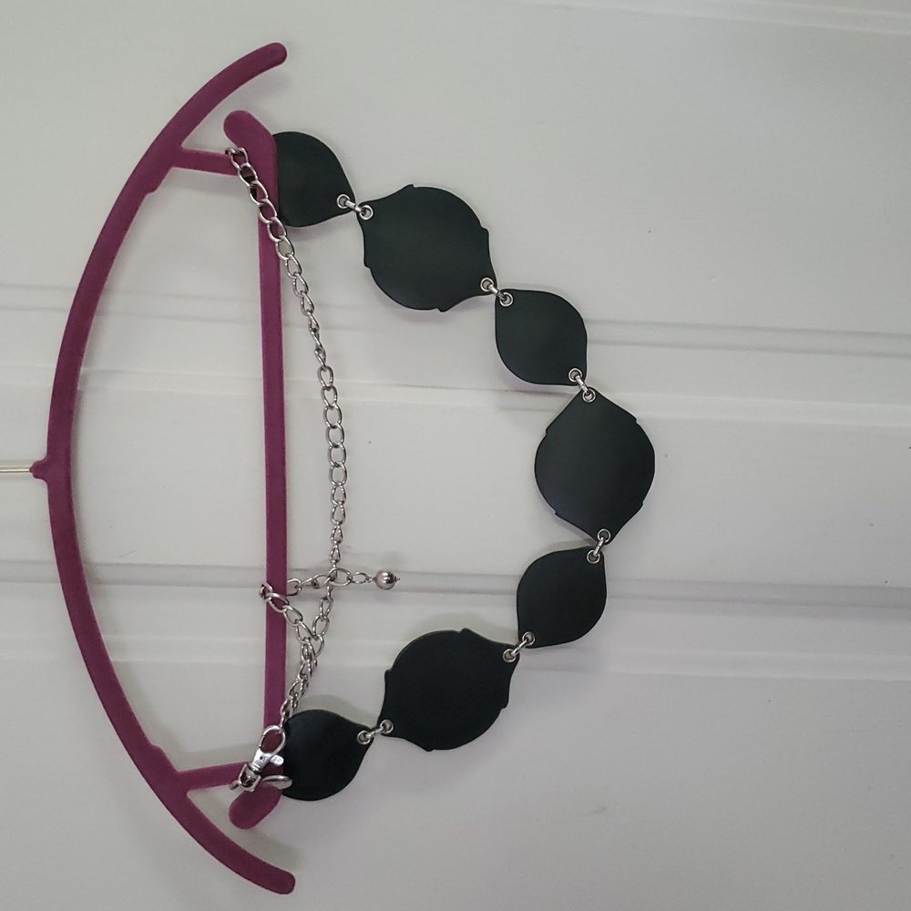 Chico's Ophelia Sparkle Leather Medallion Chain Style Belt - Picture 4 of 6